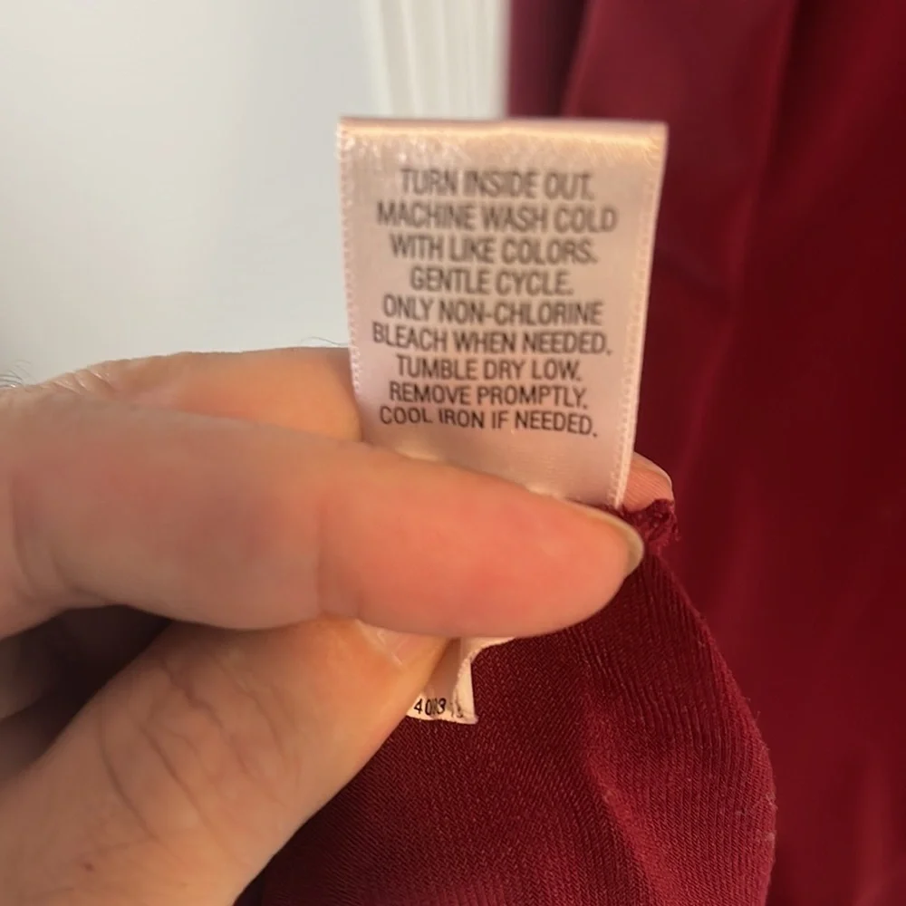 Simply Vera Wang women’s dress - Picture 6 of 6